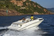 Bayliner VR5 Cuddy med Mercruiser sterndrive - 40